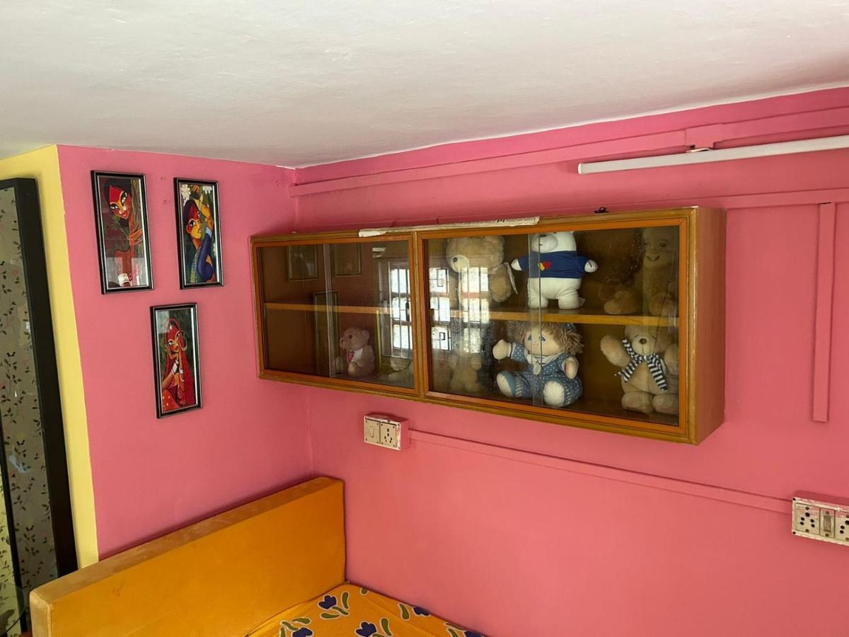 A Home Away From Home Kalkutta Exterior foto